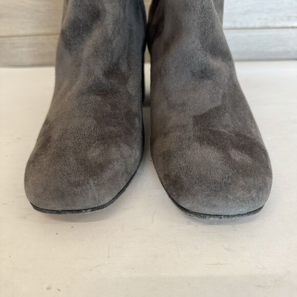 Vince Gray Suede Block Heel Ankle Boots Booties Side Zip Minimalist Women’s 6 M - Picture 7 of 15